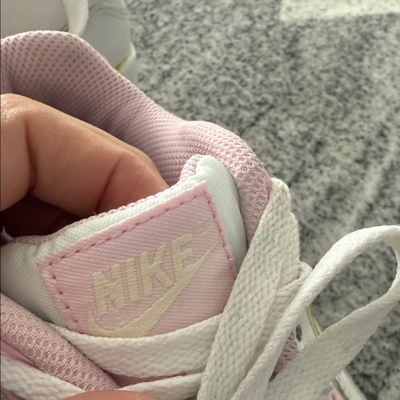 Youth/Women's - Nike Air Max 90 LTR SE Easter White/Coconut Milk DQ0276-100 6Y - Picture 4 of 7